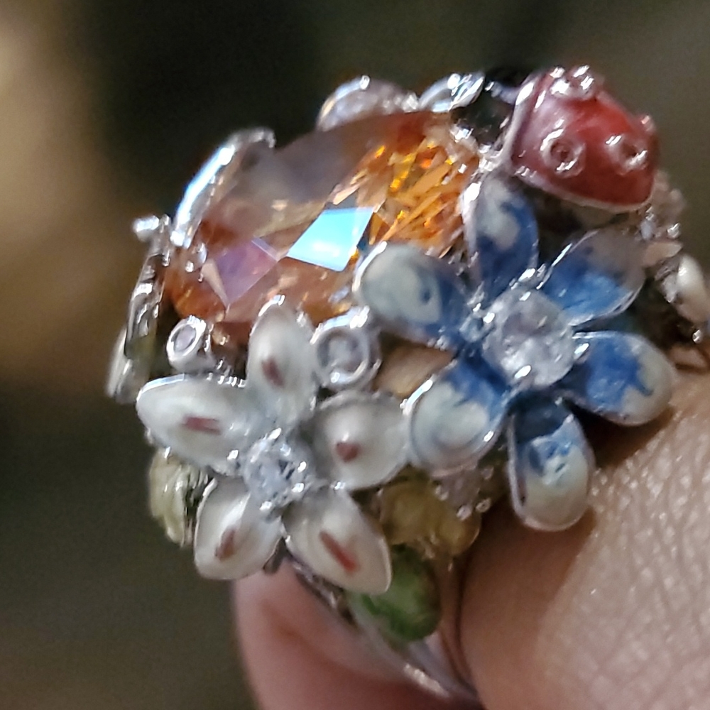 Upscale Fashion Statement Ring - image 7